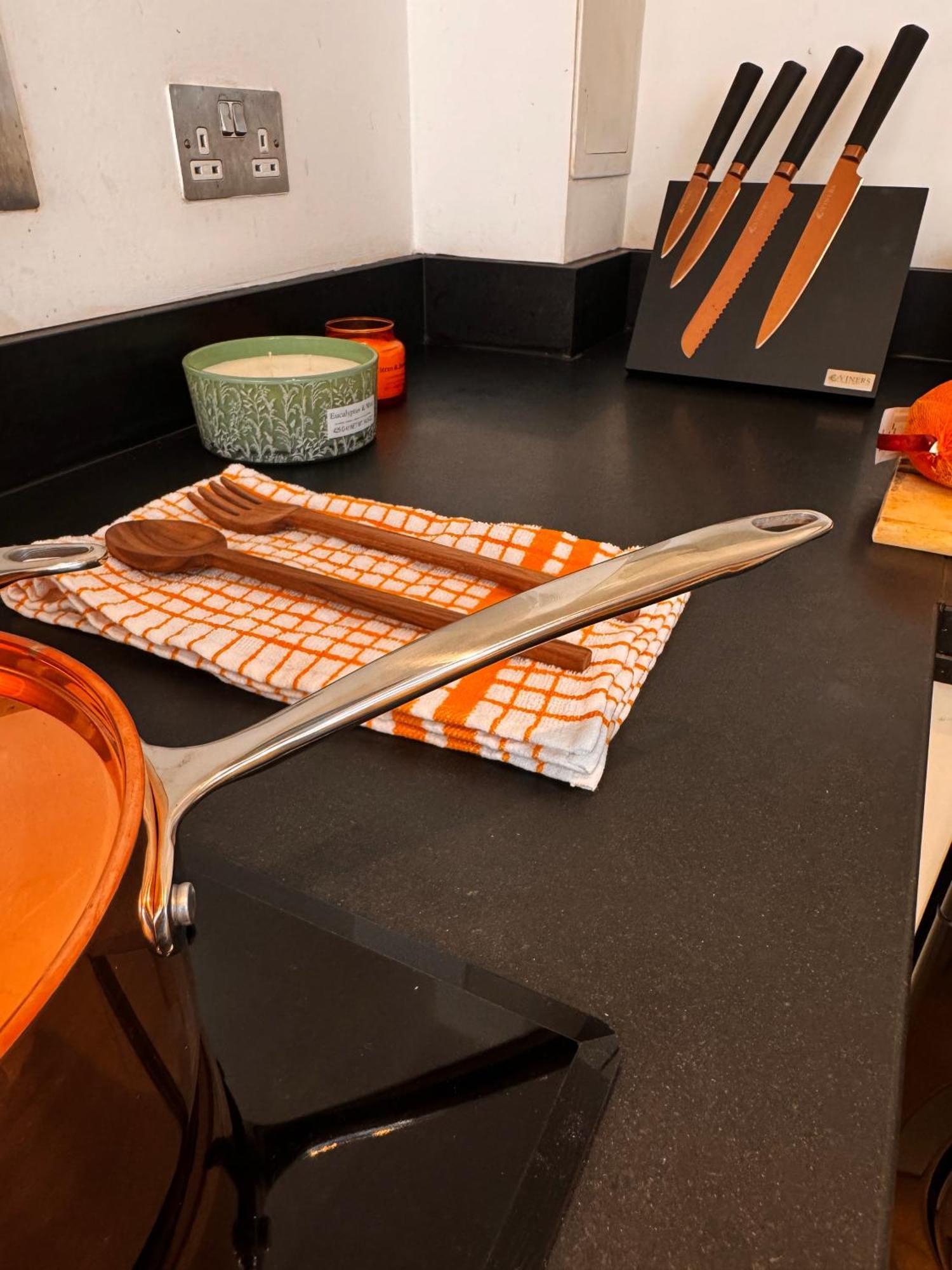 Bright Escape In Canary Wharf Apartment *