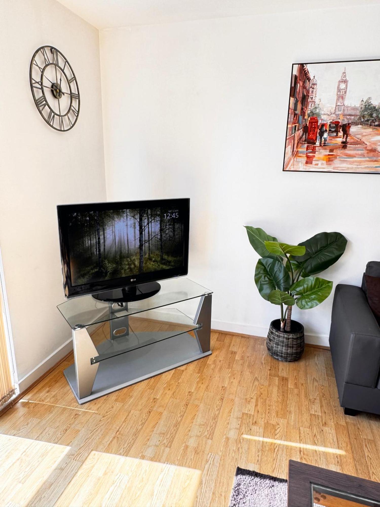 Apartment Bright Escape In Canary Wharf *